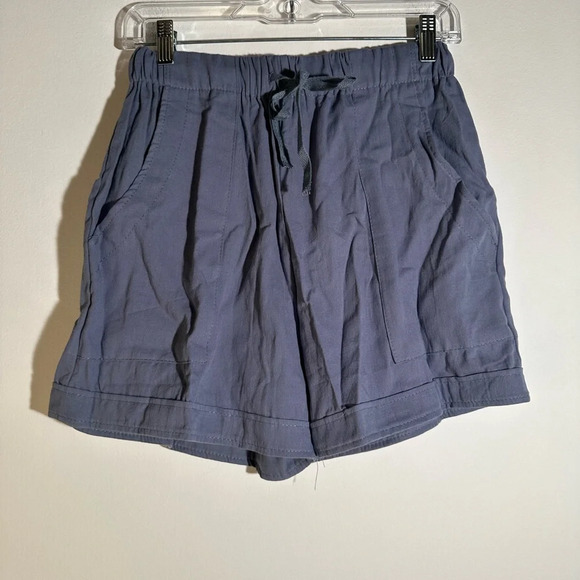Miss Look Shorts - Picture 3 of 11